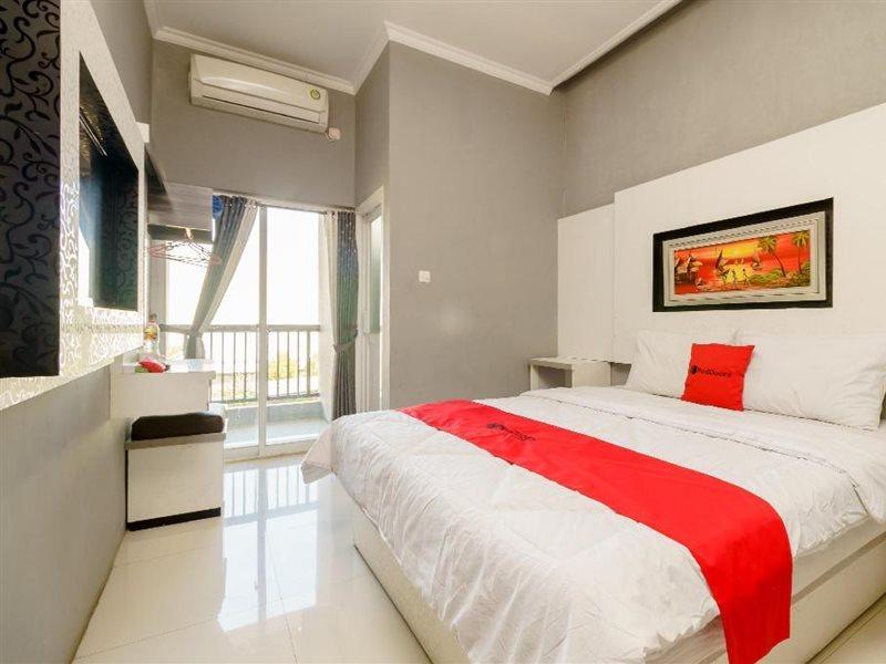 Reddoorz Resort Premium @ Sangkan Hurip Kuningan Ngoại thất bức ảnh