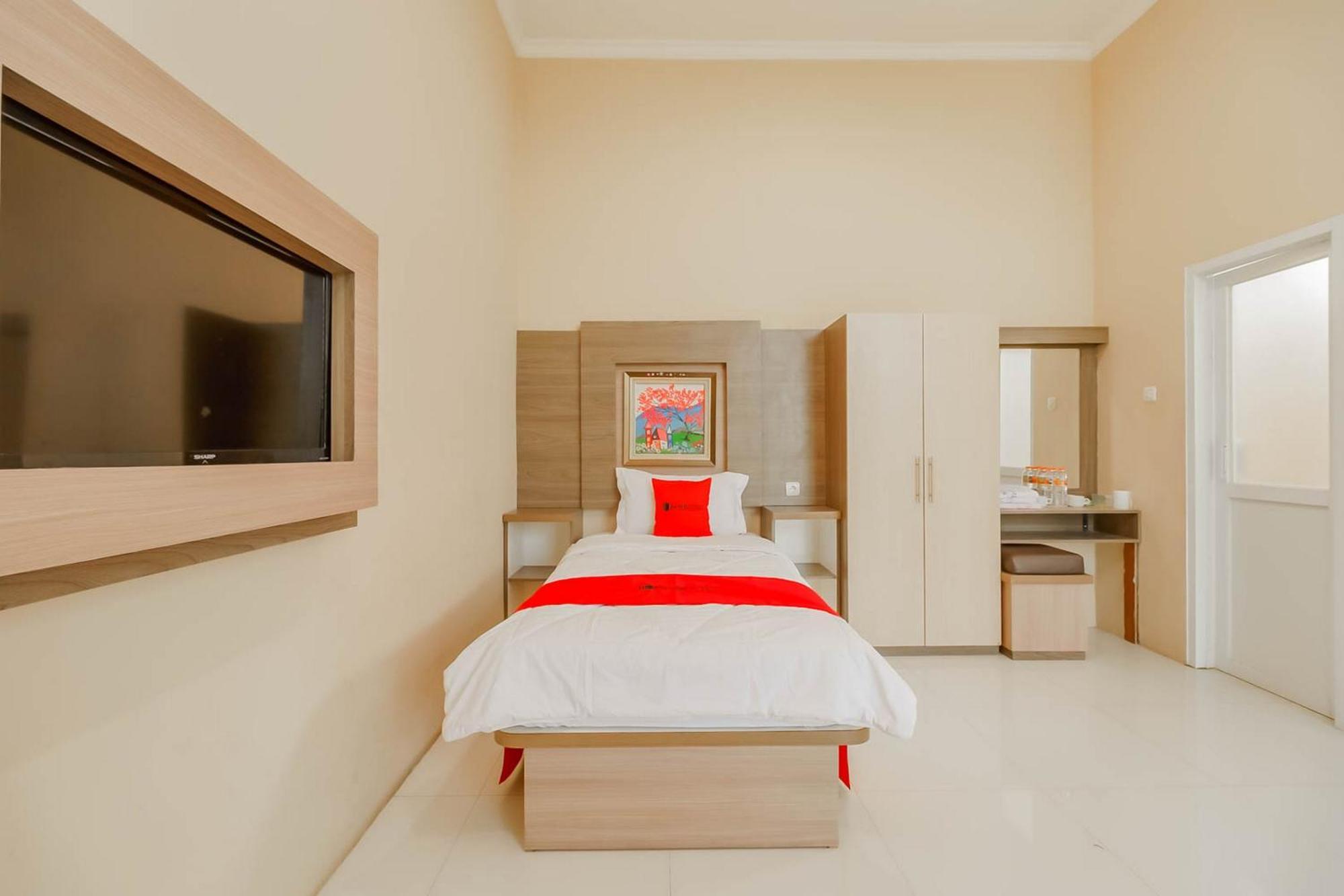 Reddoorz Resort Premium @ Sangkan Hurip Kuningan Ngoại thất bức ảnh