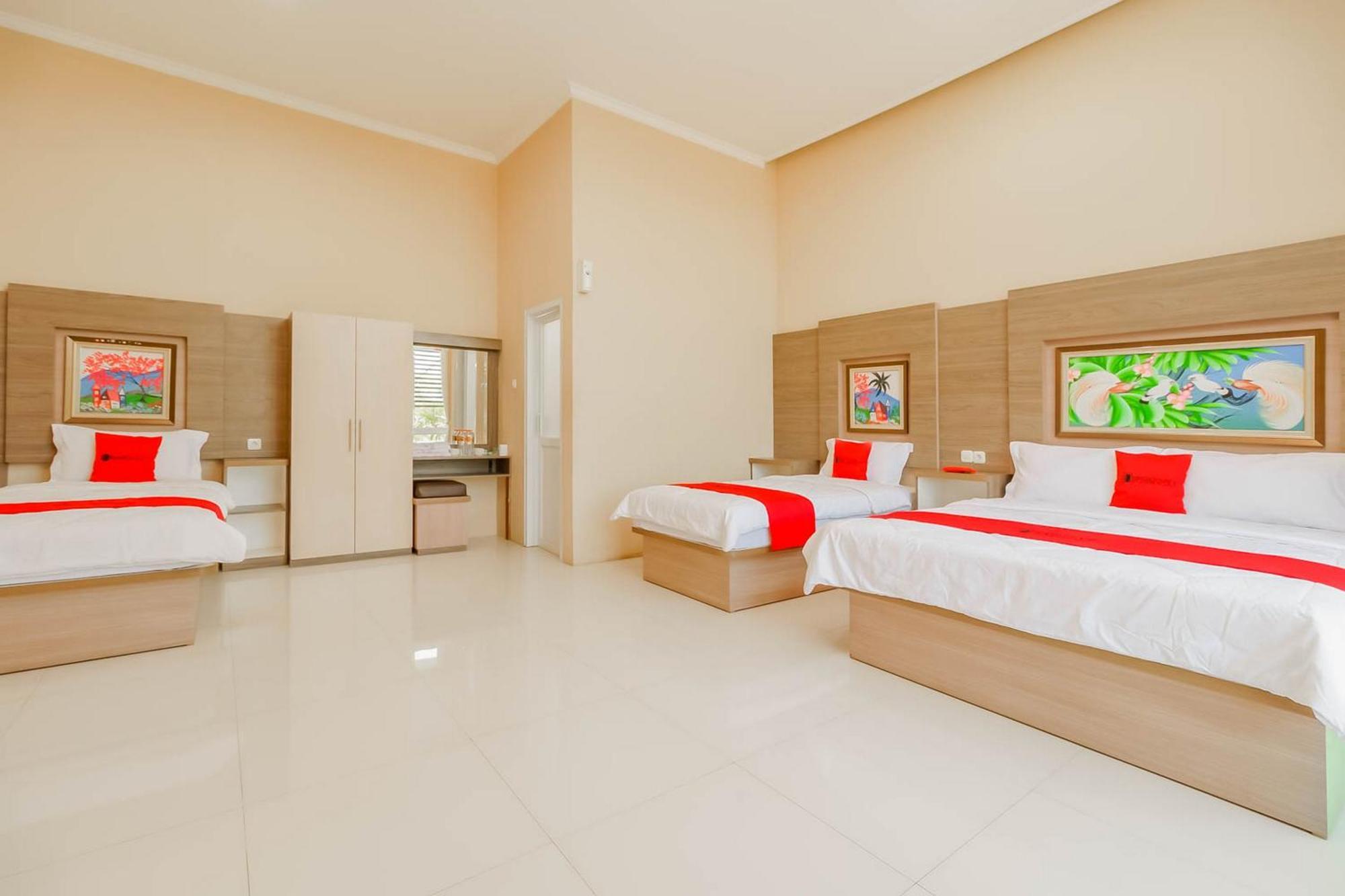 Reddoorz Resort Premium @ Sangkan Hurip Kuningan Ngoại thất bức ảnh