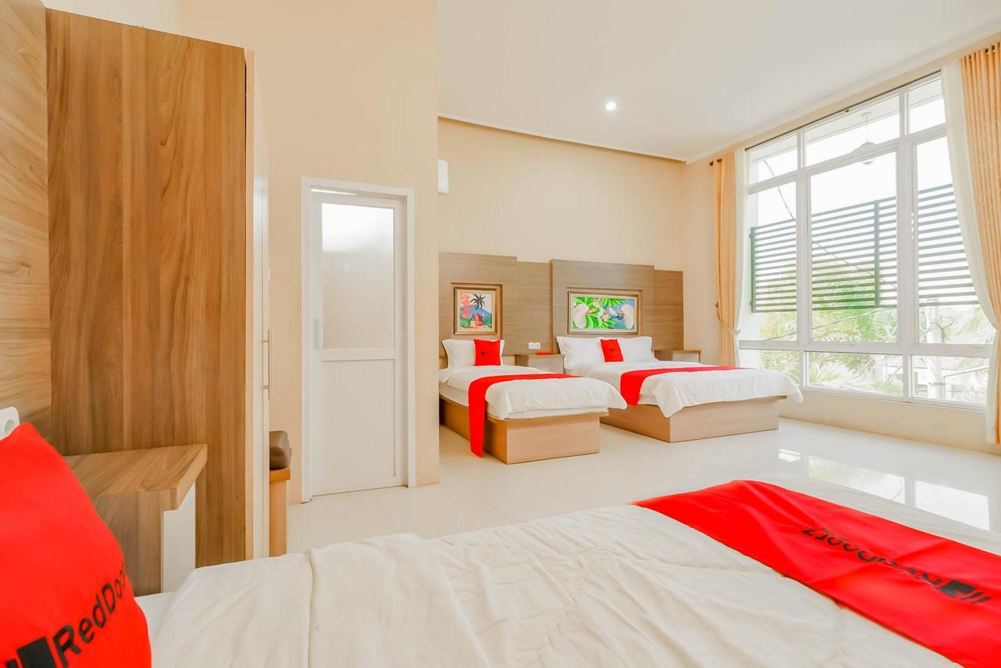 Reddoorz Resort Premium @ Sangkan Hurip Kuningan Ngoại thất bức ảnh