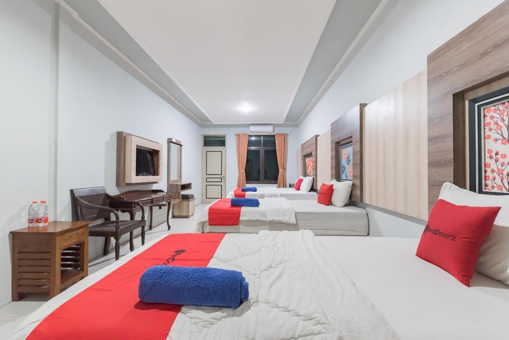 Reddoorz Resort Premium @ Sangkan Hurip Kuningan Ngoại thất bức ảnh