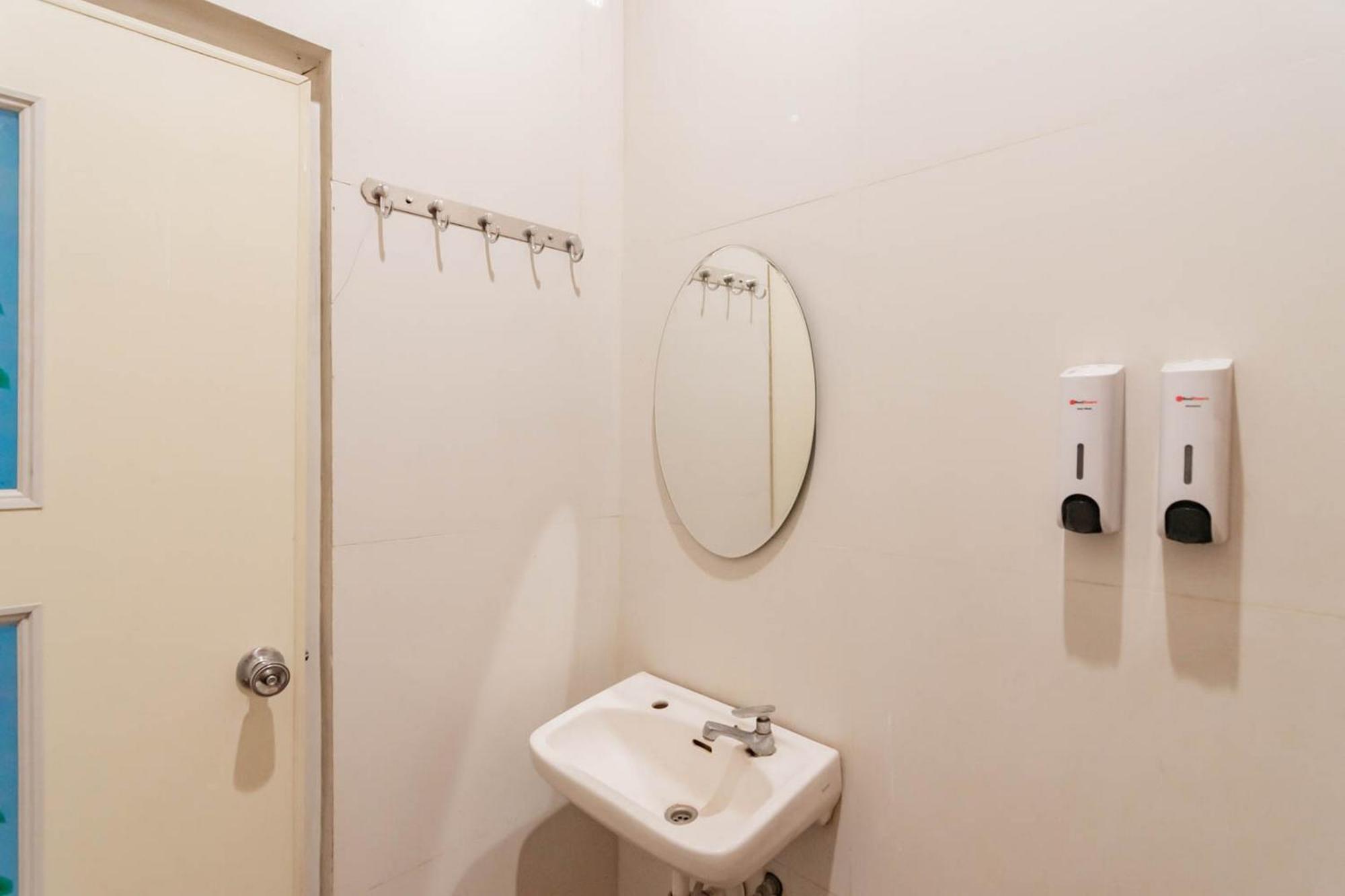 Reddoorz Resort Premium @ Sangkan Hurip Kuningan Ngoại thất bức ảnh